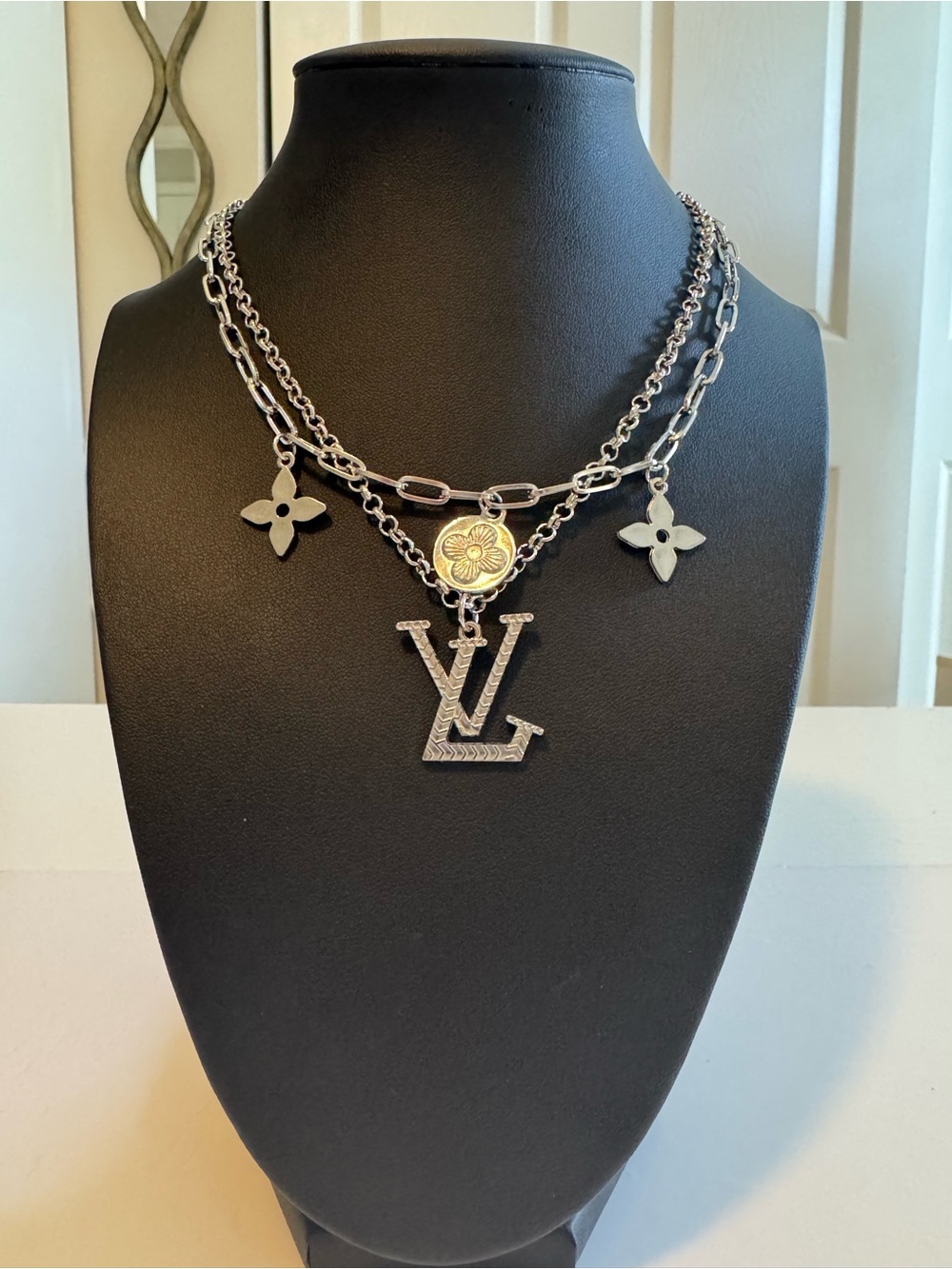 Layered Silver Pendant Necklace